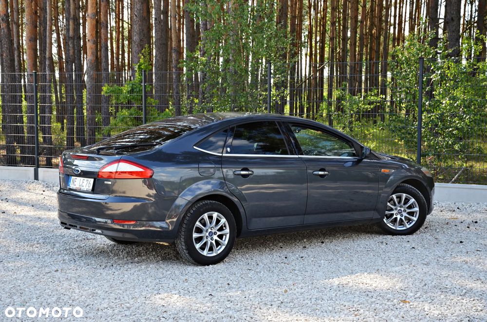 Ford Mondeo 2.0 TDCi Titanium - 23
