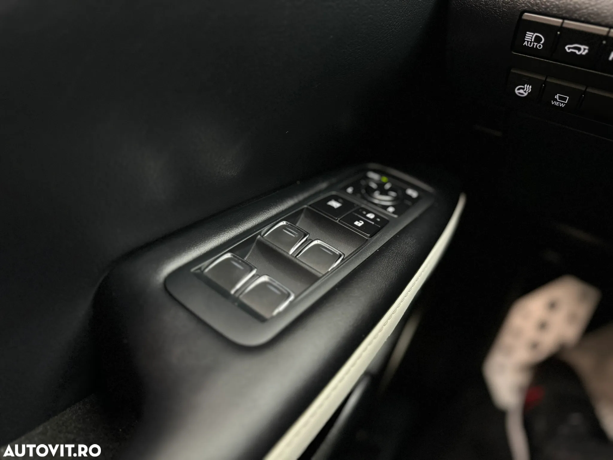 Lexus Seria RX 450h AWD F Sport Plus - 23