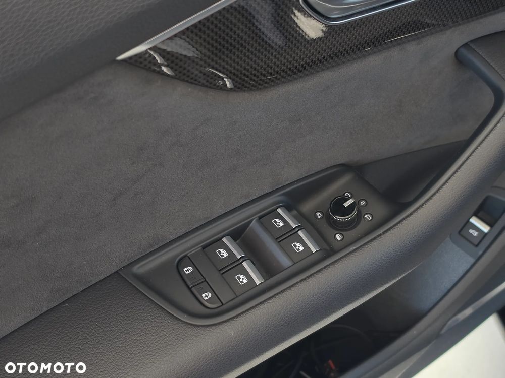 Audi SQ8 TFSI Quattro Tiptronic - 24
