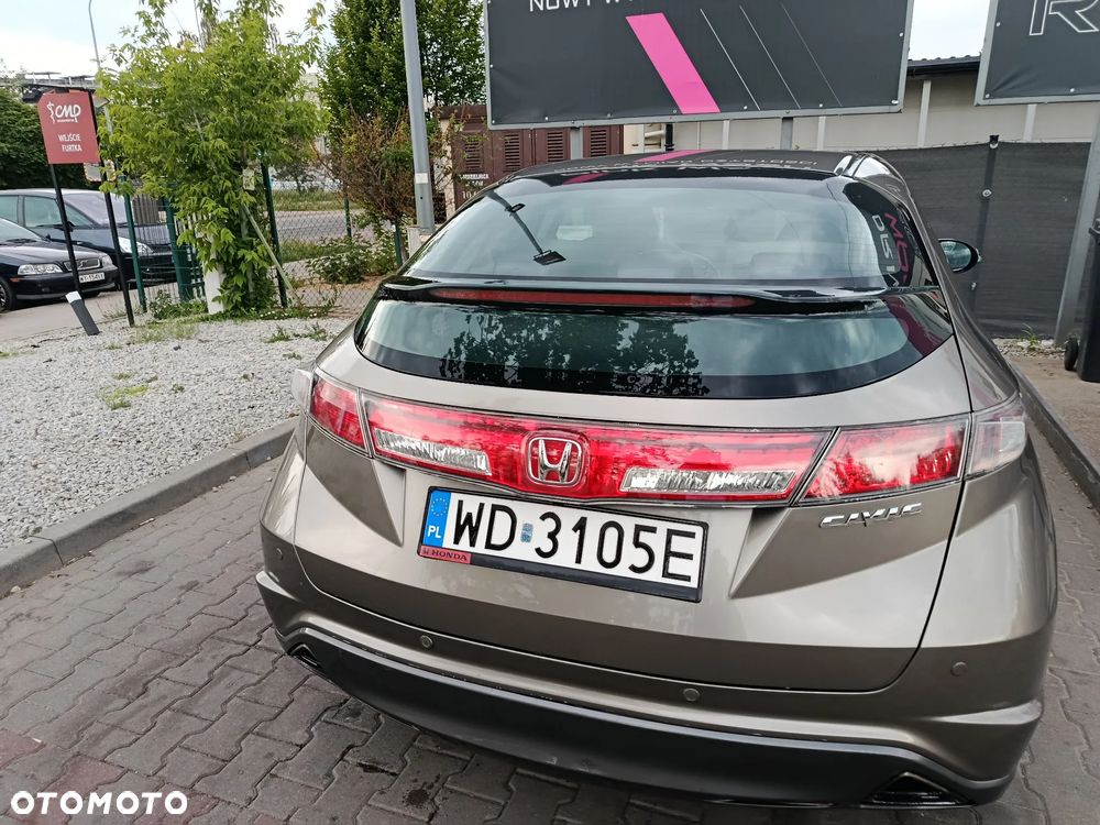 Honda Civic 1.8 Sport - 3