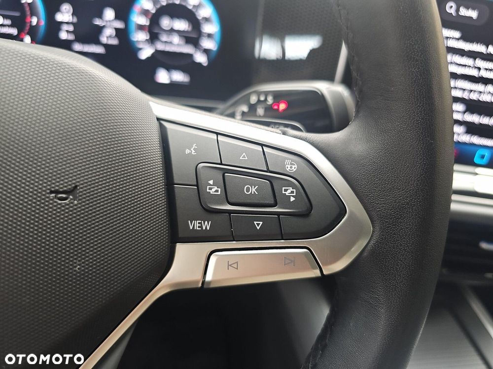 Volkswagen Passat - 15