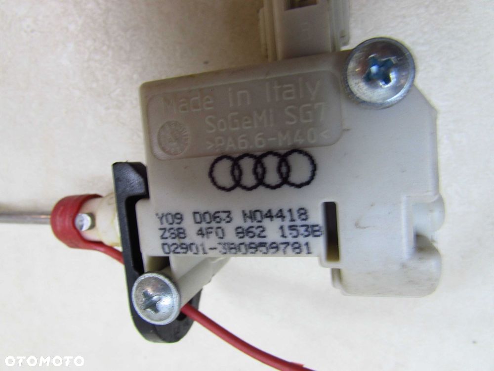 AUDI A6 C6 04-11 SILOWNIK KLAPKI WLEWU PALIWA 4F0862153B - 3