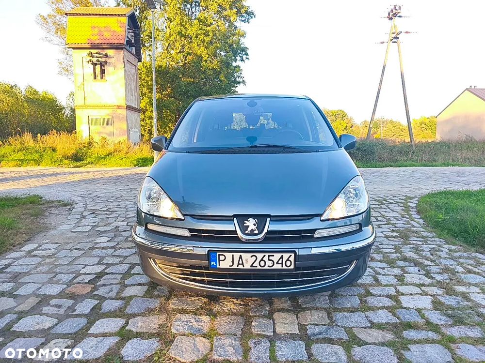 Peugeot 807
