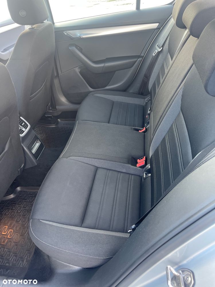 Skoda Octavia 1.0 TSI Ambition - 11