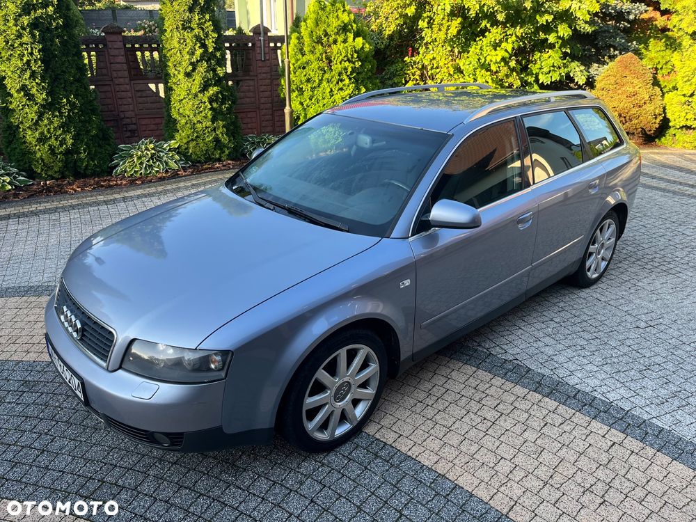 Audi A4 Avant - 8