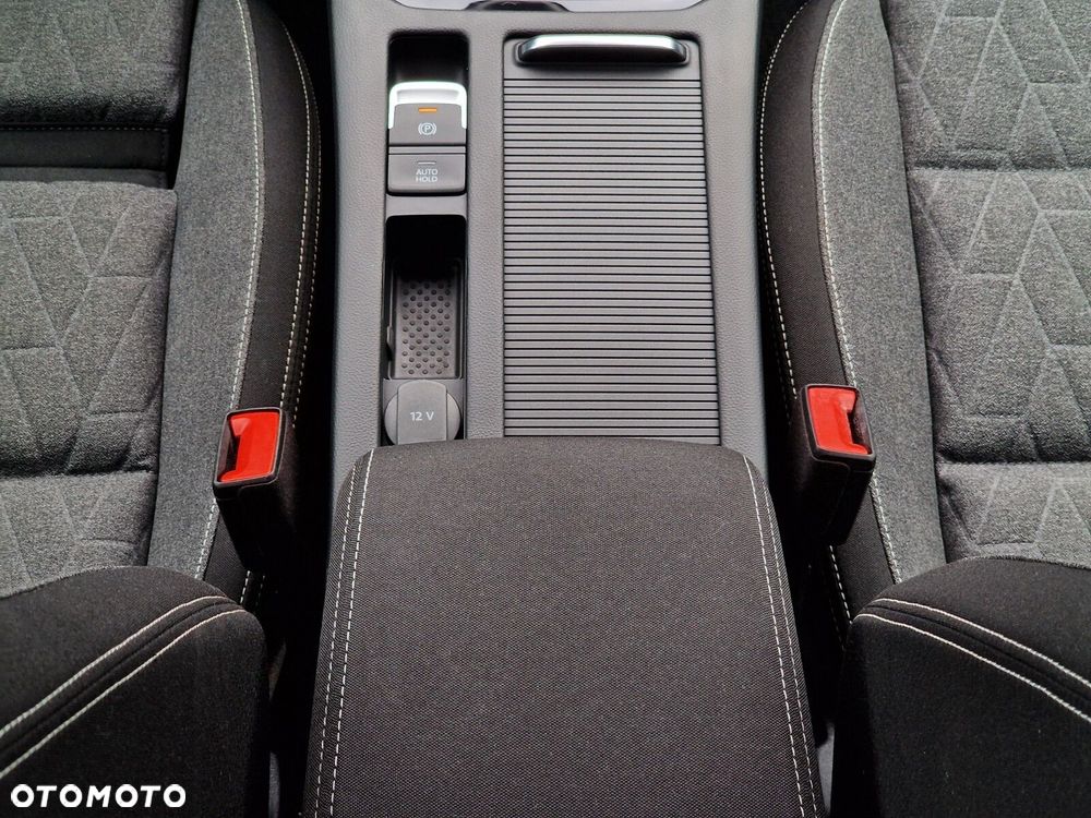 Volkswagen Passat 1.5 TSI EVO Business DSG - 20