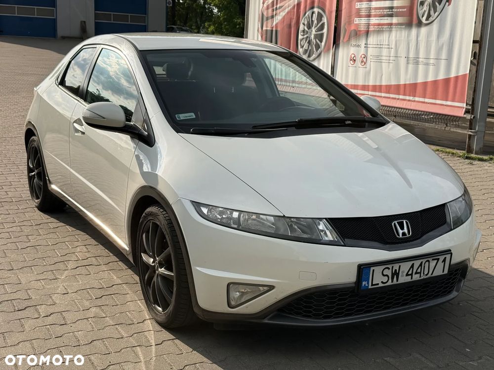 Honda Civic 1.8i-VTEC Sport - 2