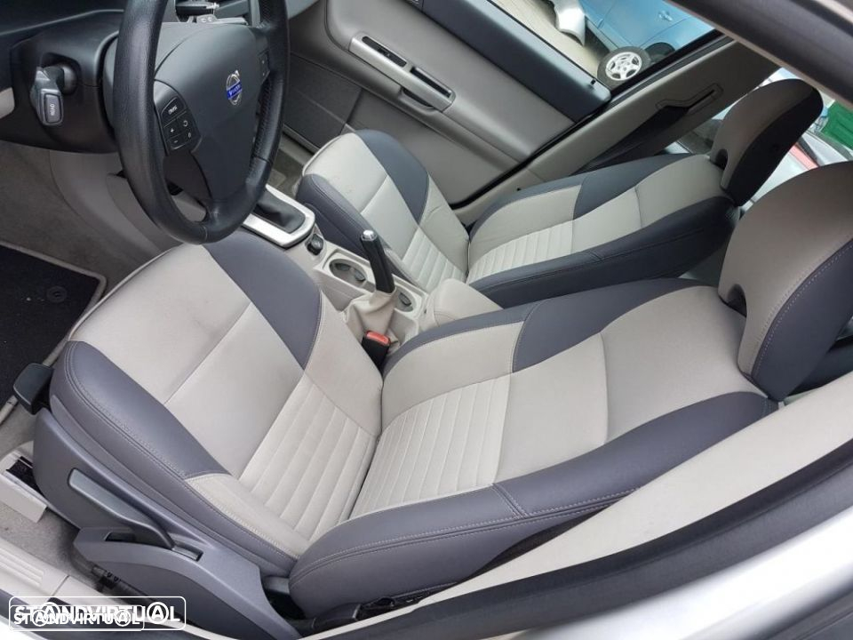 Volvo V50 2007 1.6 Diesel para peças - 4