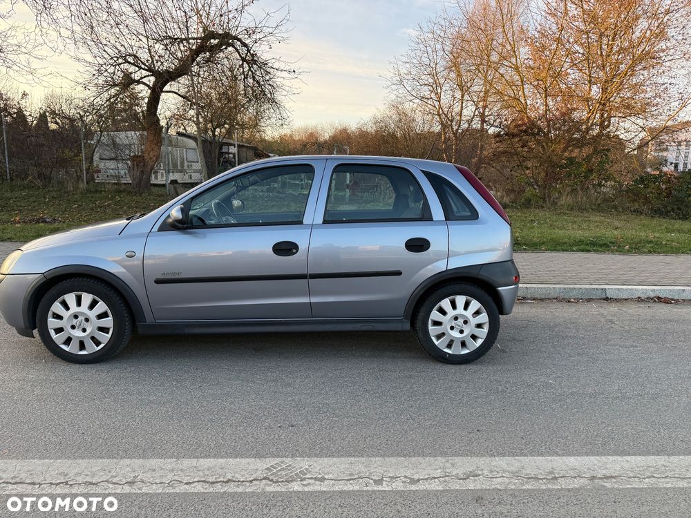 Opel Corsa 1.4 16V Elegance - 7