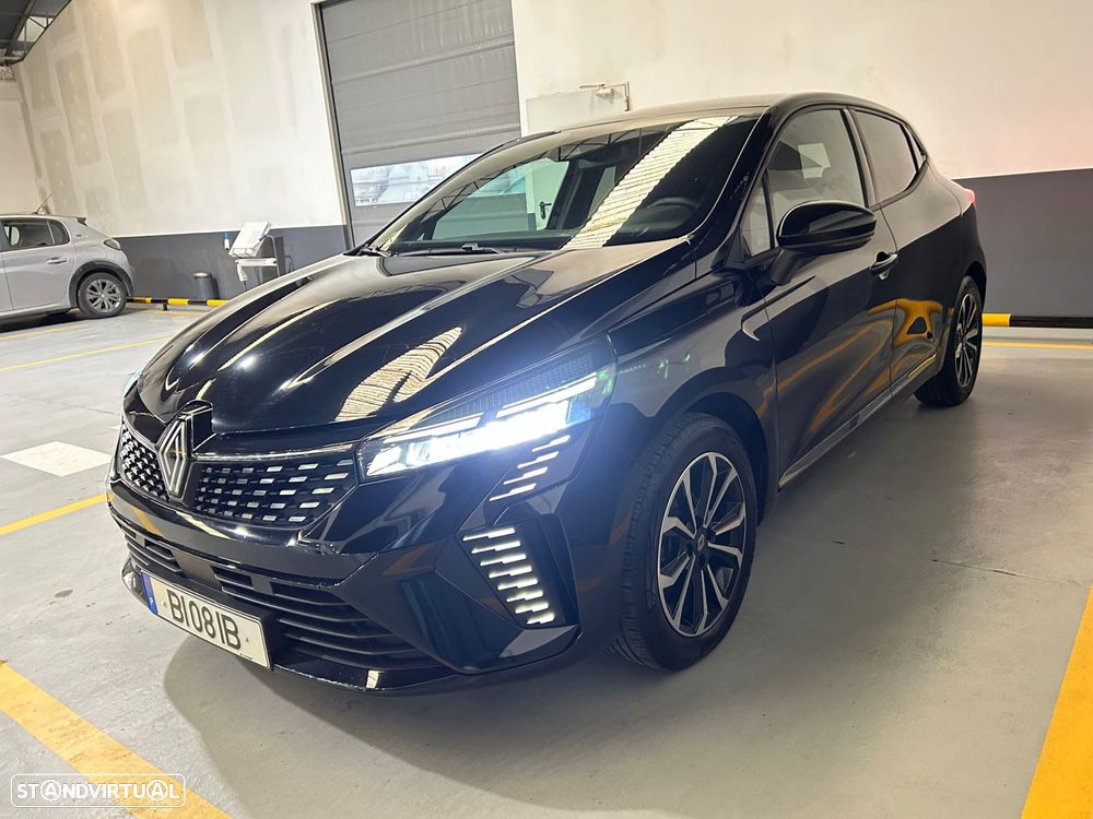 Renault Clio 1.0 TCe Techno Bi-Fuel - 4