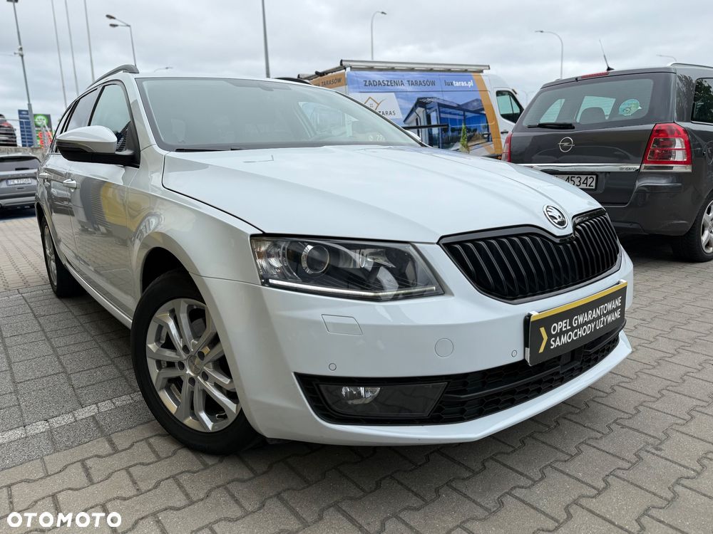 Skoda Octavia 1.6 TDI (Green tec) DSG Ambition - 3