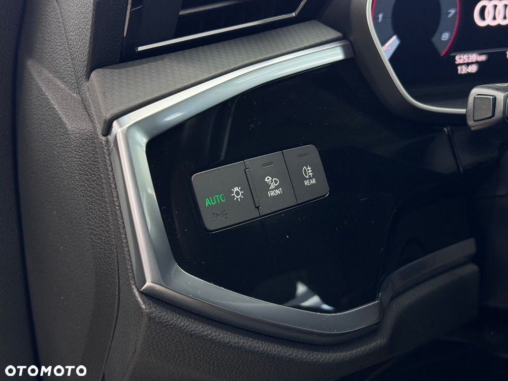 Audi Q3 Sportback - 22