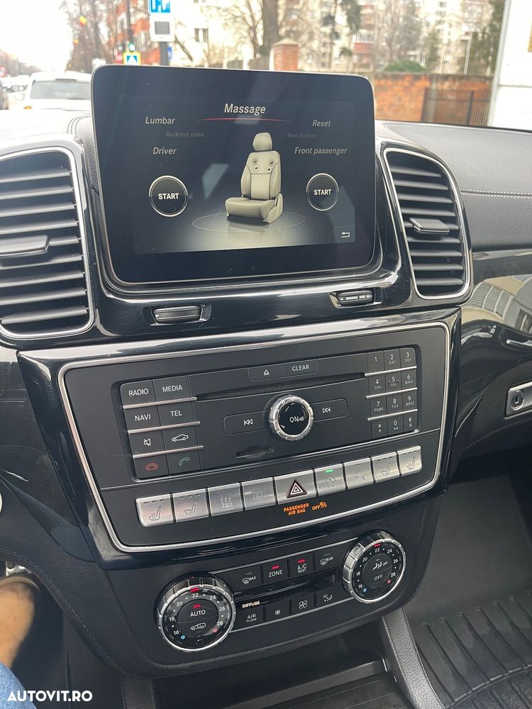 Mercedes-Benz GLS - 17