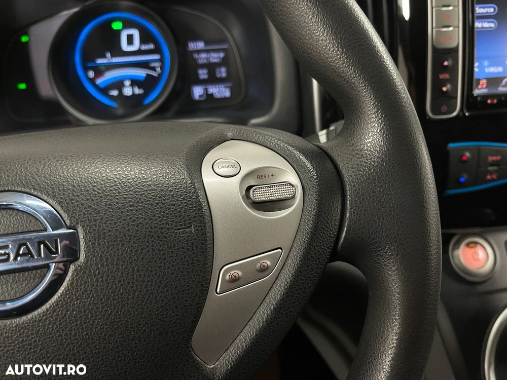 Nissan E-NV200 - 15