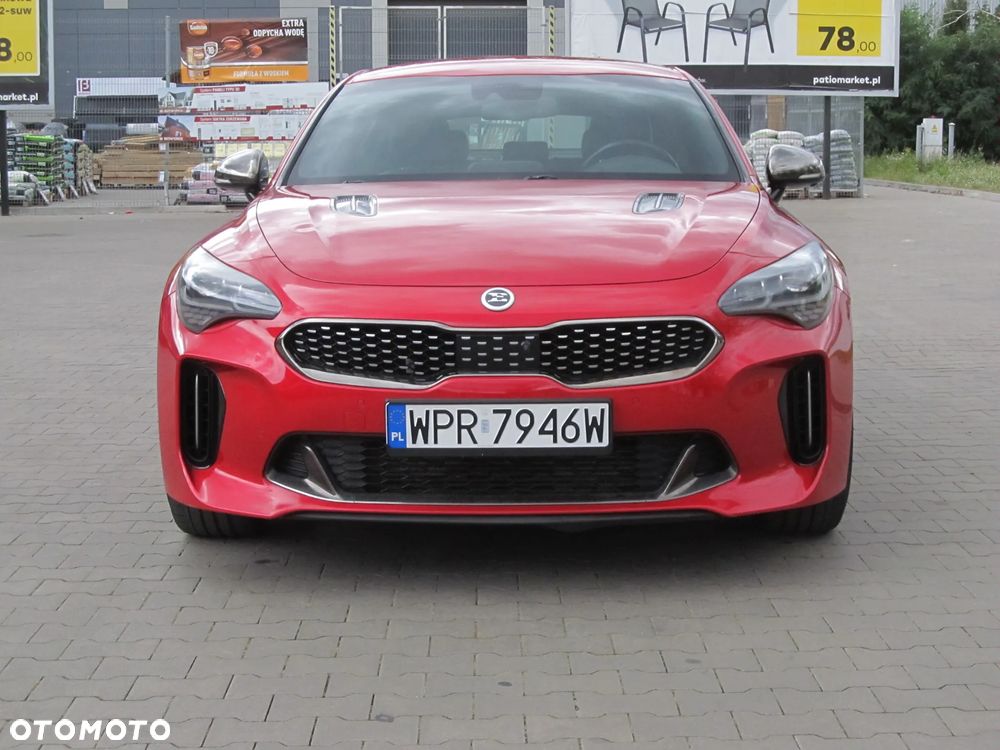 Kia Stinger - 16