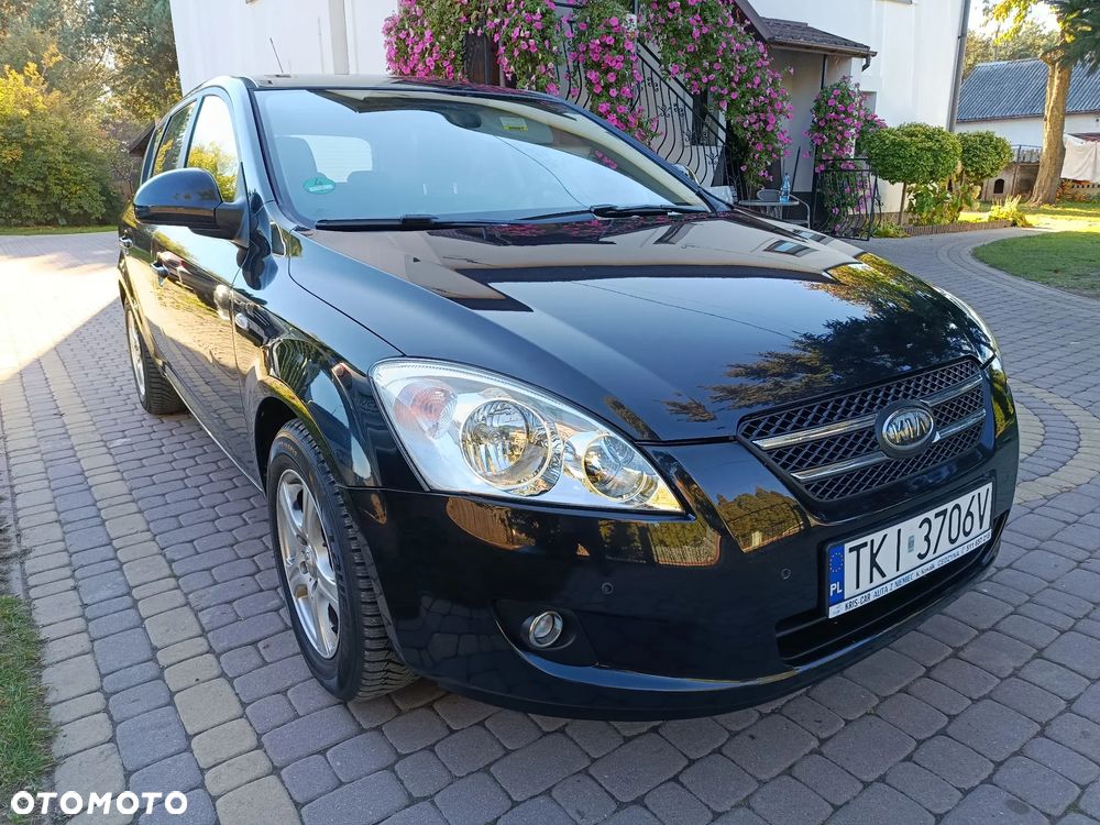Kia Ceed 2007 photo 4