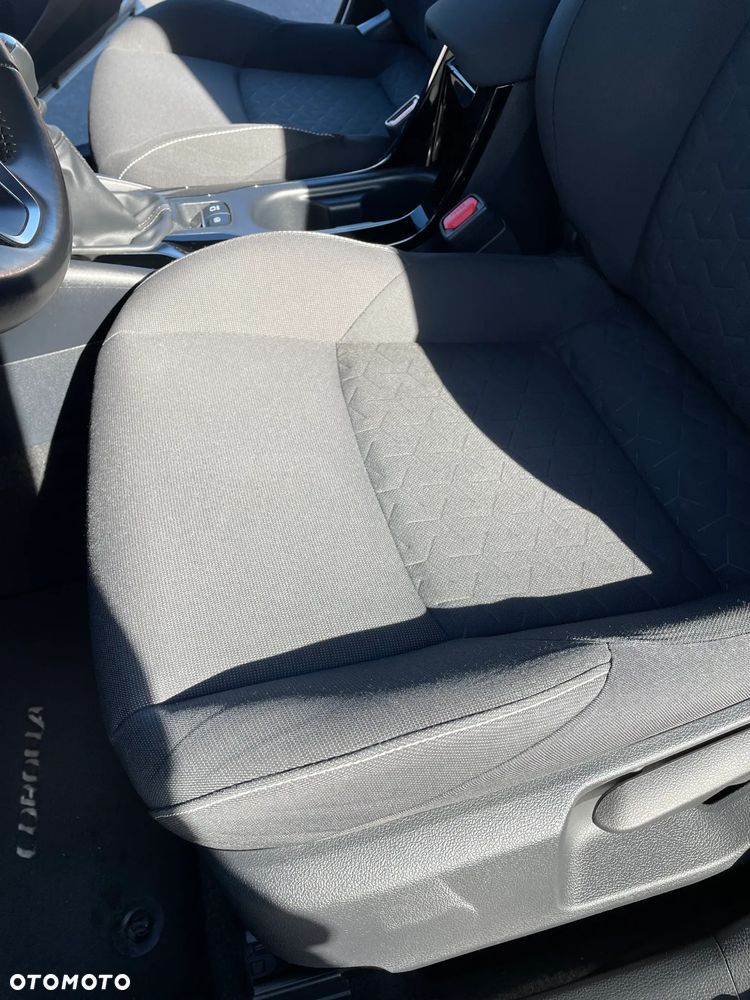 Toyota Corolla 1.2 Turbo Comfort - 12