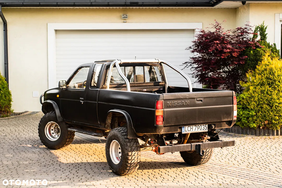 Nissan Pickup 2.5 TDi 4WD - 38