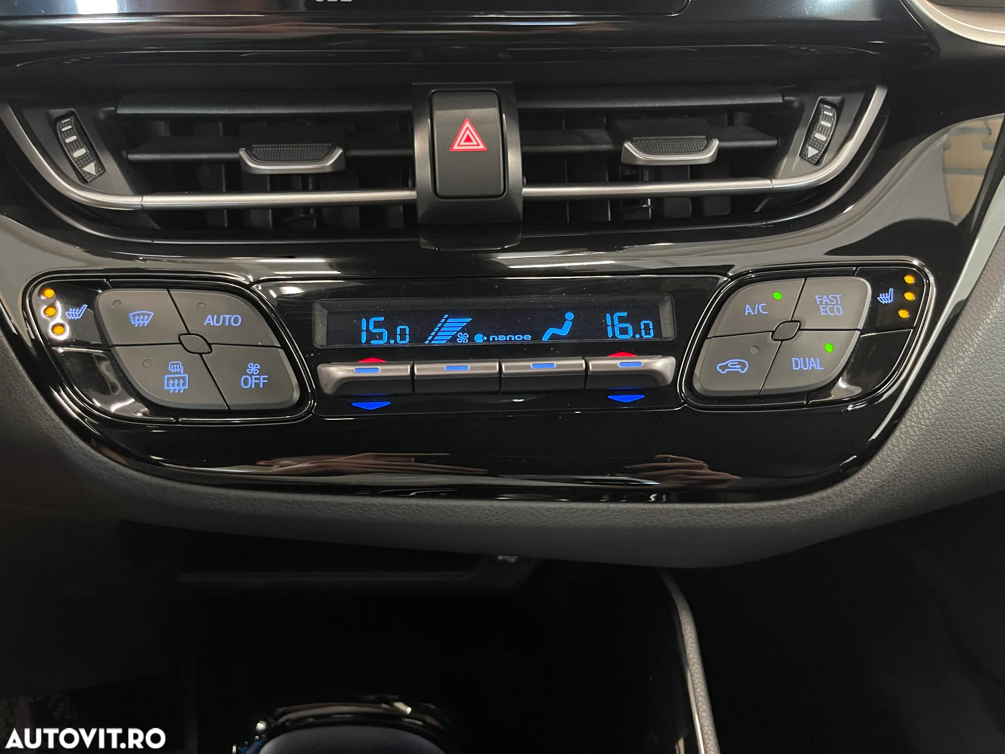 Toyota C-HR 2.0 Hybrid Lounge - 15