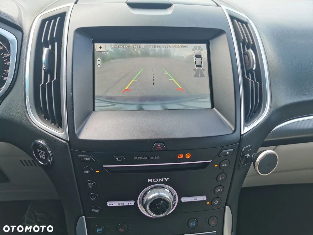 Ford Edge 2.0 TDCi Twin-Turbo 4WD Titanium - 11