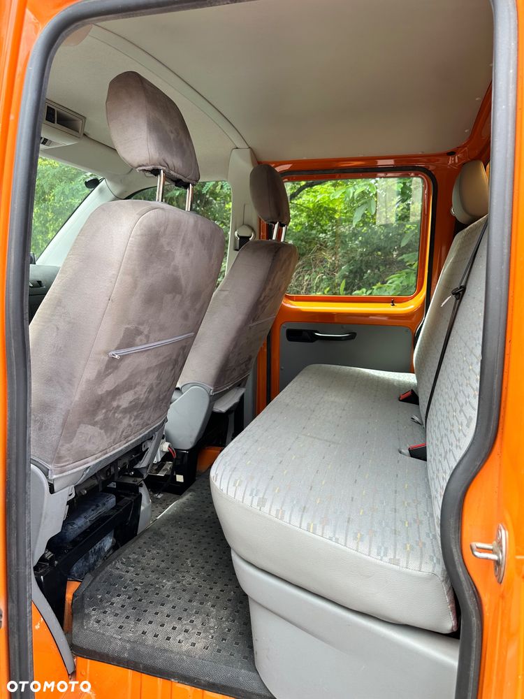 Volkswagen Transporter - 19
