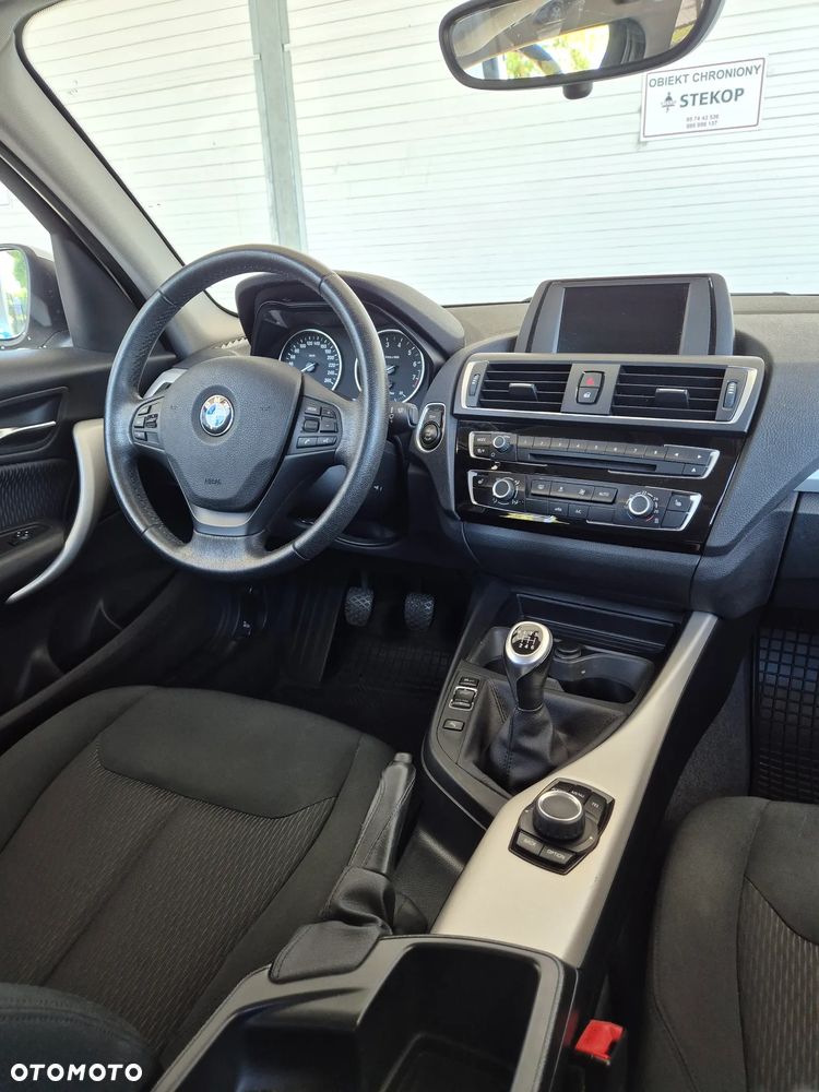BMW Seria 1 - 17