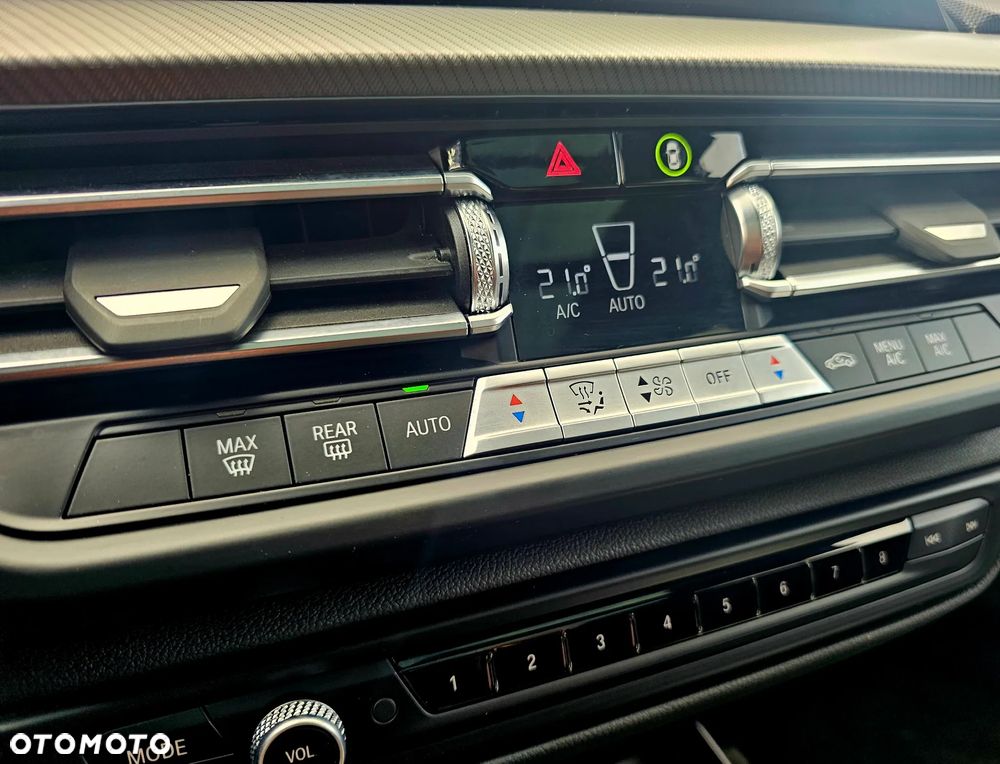 BMW Seria 1 118i M Sport - 21