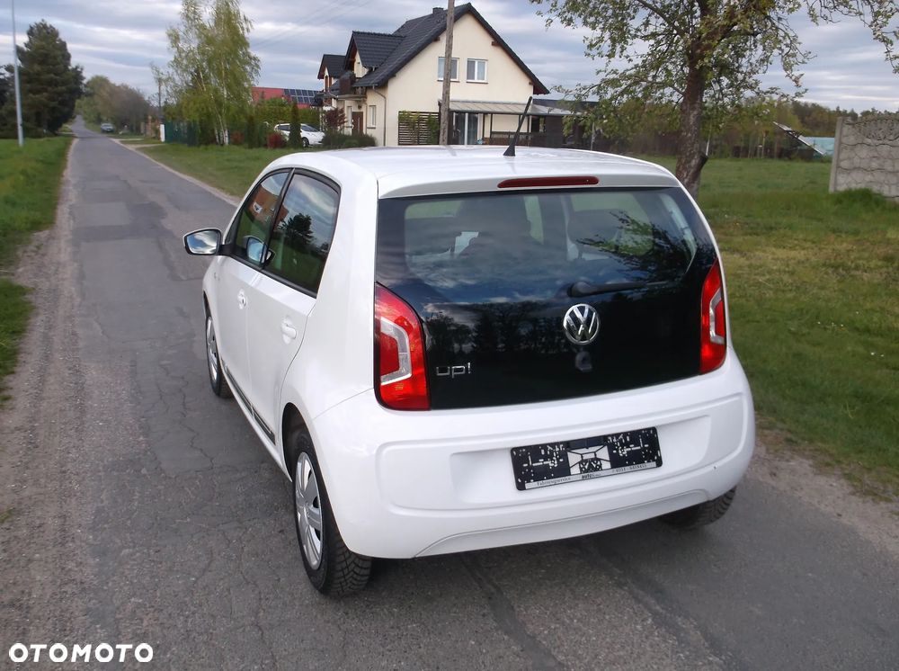 Volkswagen up! BlueMotion Technology club - 40