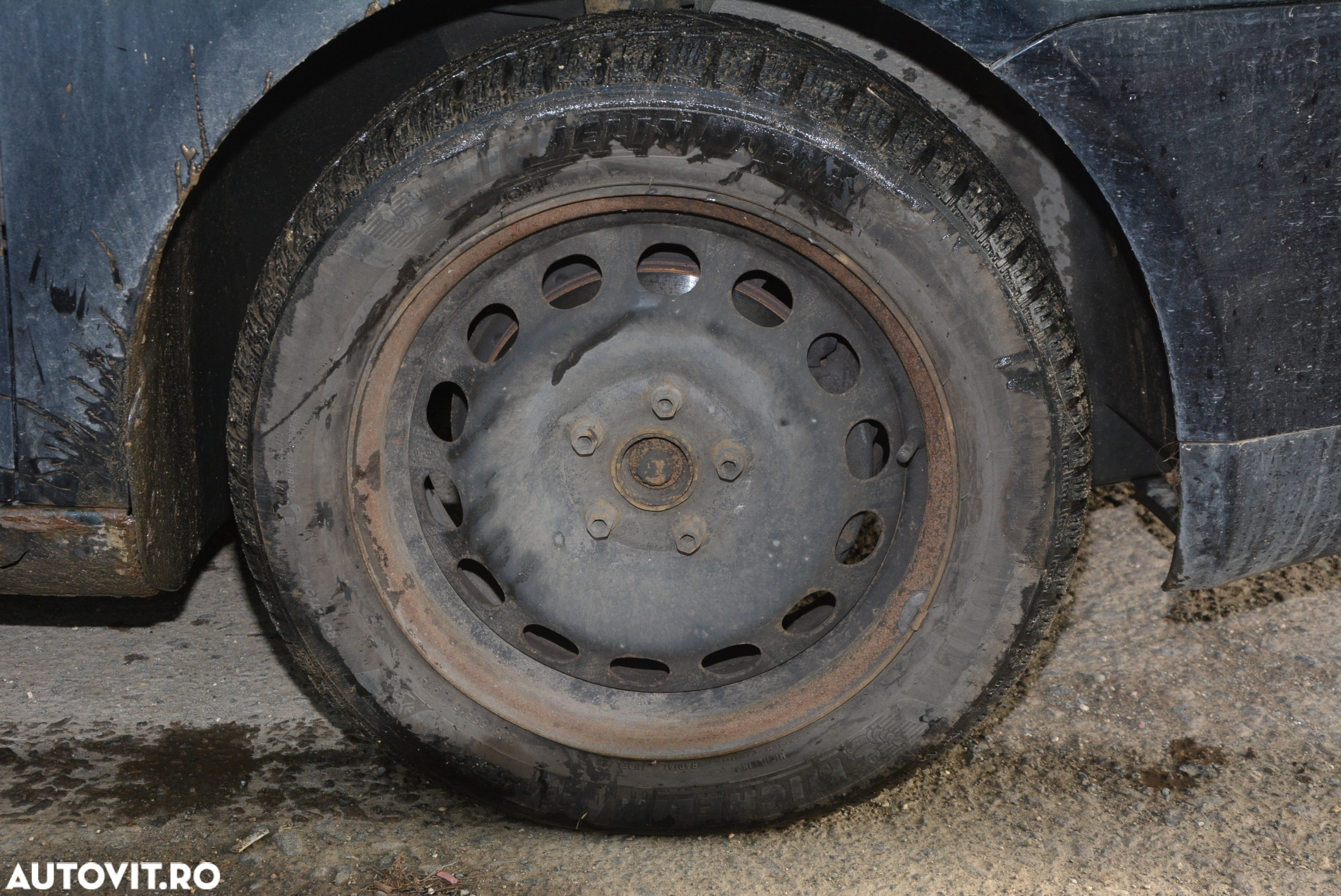 Dezmembrari  VW TOURAN (1T)  2003  > 2010 2.0 TDI Motorina - 4