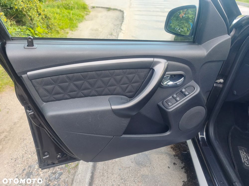 Dacia Duster TCe 125 4x2 Celebration - 13