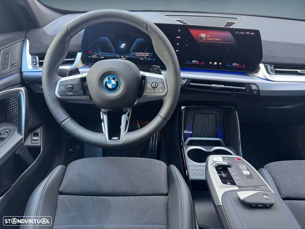 BMW X1 xDrive25e Pack Desportivo M — fotografia 3