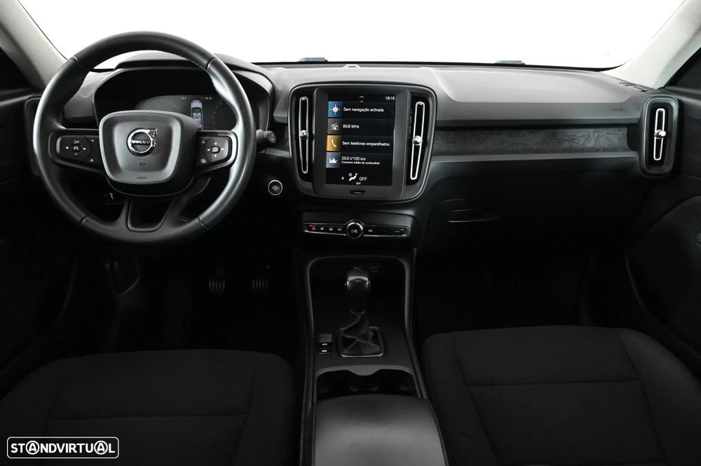 Volvo XC 40 1.5 T2 Momentum - 4