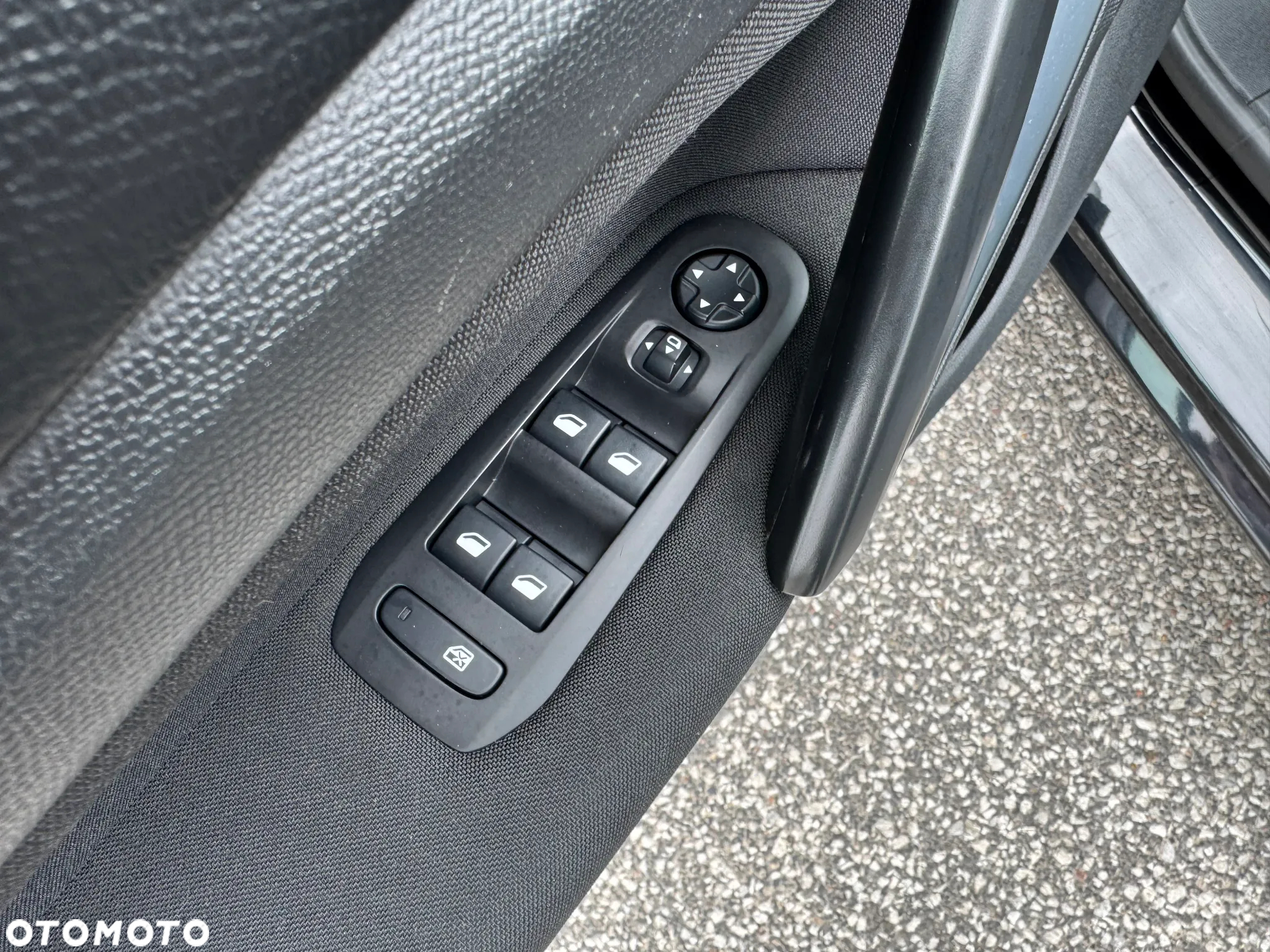 Peugeot 308 SW BlueHDi 130 EAT8 Stop & Start Allure Business-Paket - 24