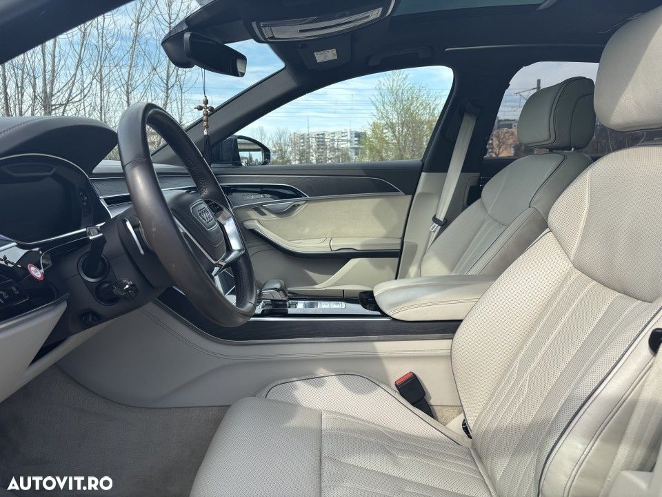 Audi A8 - 15