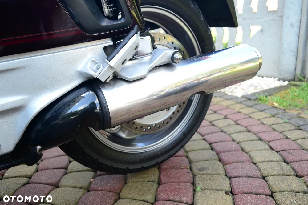 Honda ST - 39