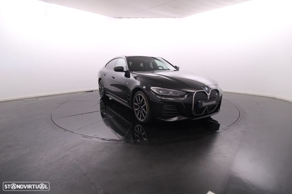 BMW i4 eDrive40 Pack Desportivo M - 11