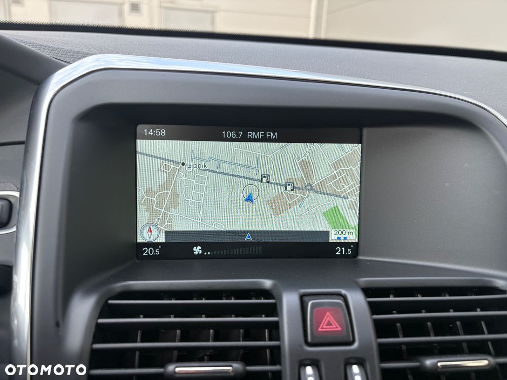 Volvo XC 60 D3 Geartronic Momentum - 34