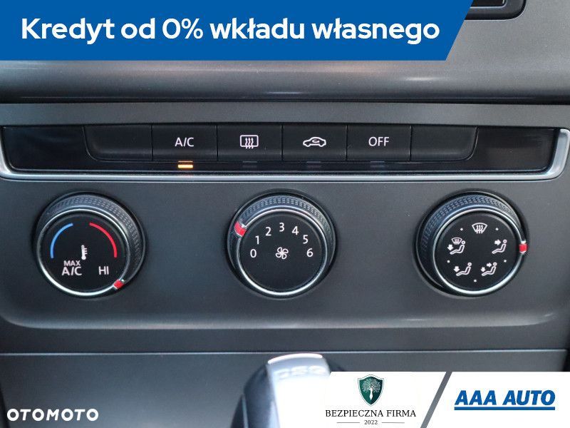 Volkswagen Golf Variant - 13