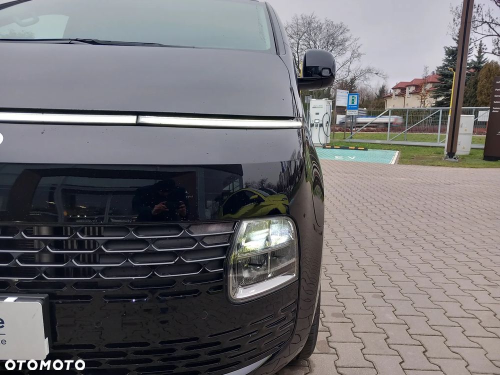 Hyundai Staria 1.6 T-GDI HEV Smart VIP - 40