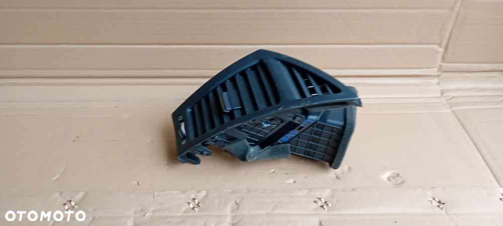 Kratka nawiewu powietrza lewy przód Hyundai i40 3Z974-80000 - 4