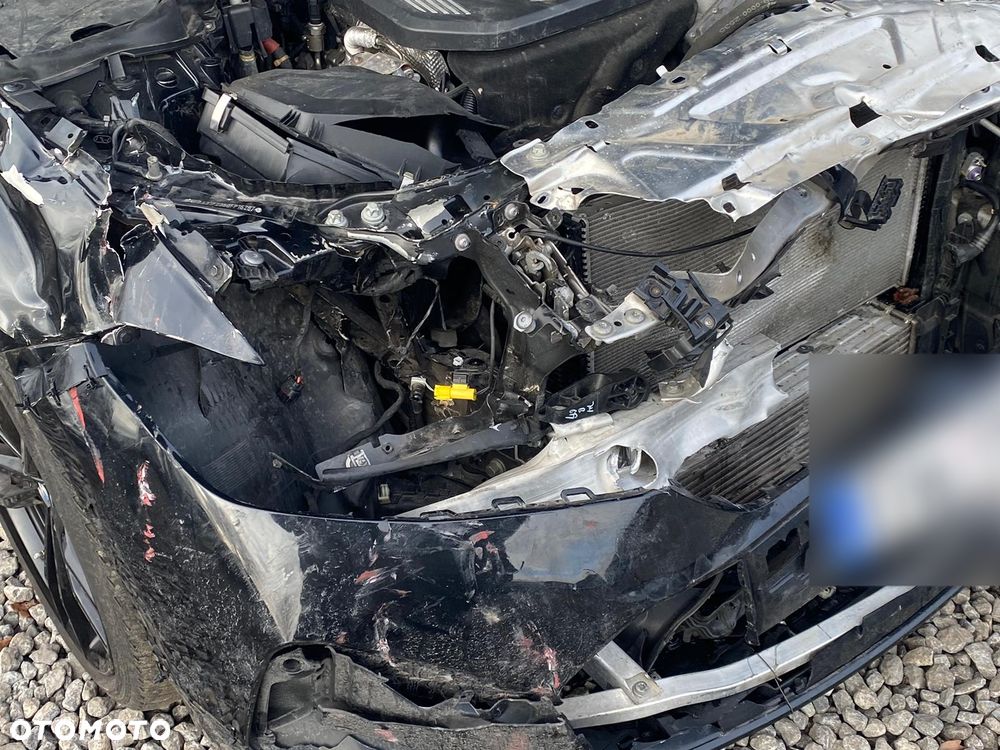 BMW Seria 3 320d xDrive M Sport Sport - 9