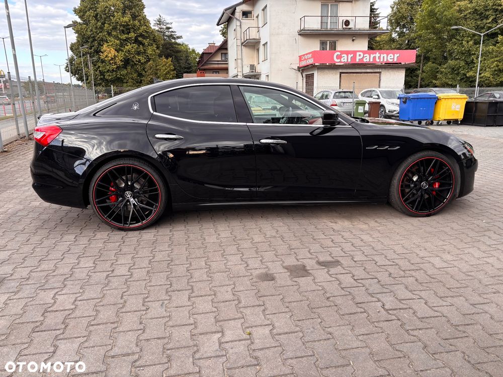 Maserati Ghibli S - 4