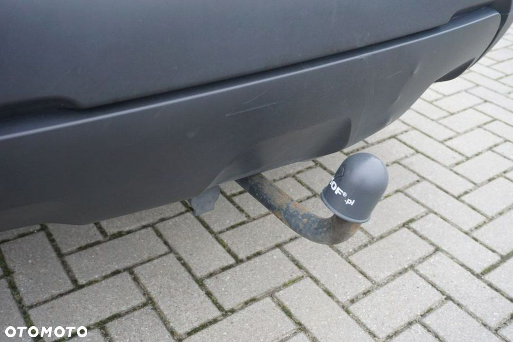 Dacia Duster 1.6 SCe Essential - 24