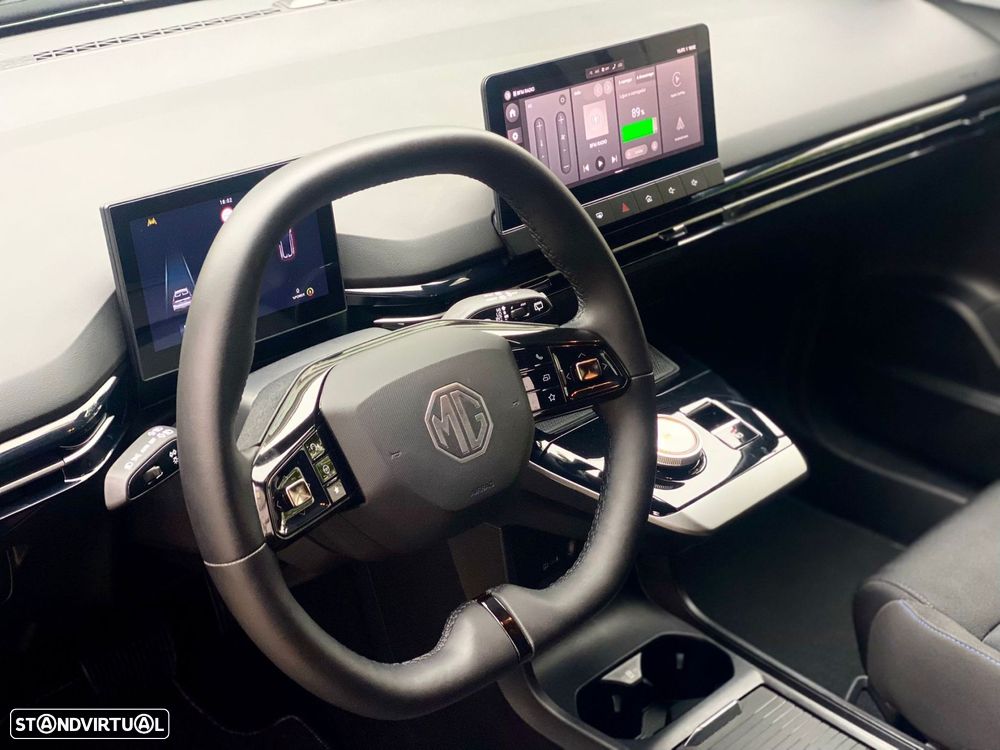 MG MG4 51 kWh Standard - 14