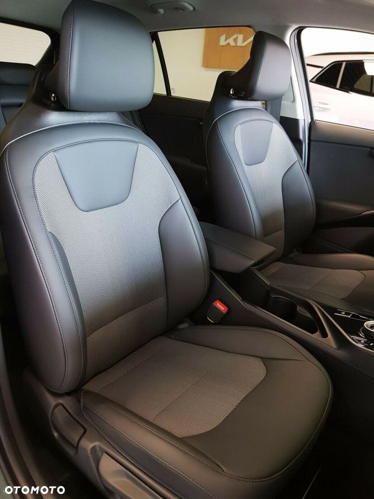 Kia Niro 1.6 GDI Hybrid L - 20
