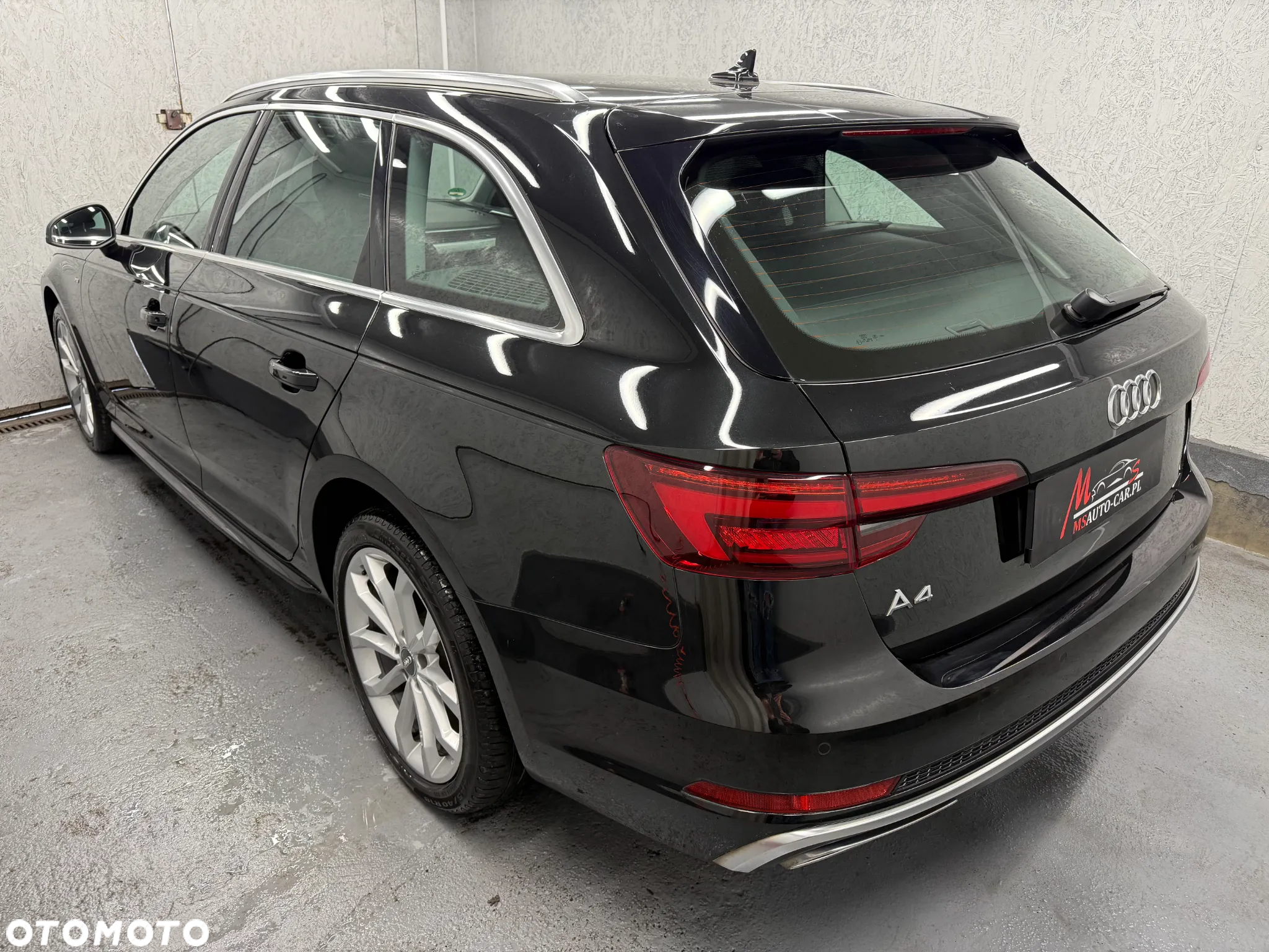 Audi A4 Avant 40 TDI S tronic S line - 11
