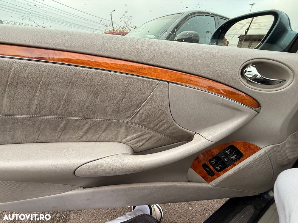 Mercedes-Benz CLK - 10