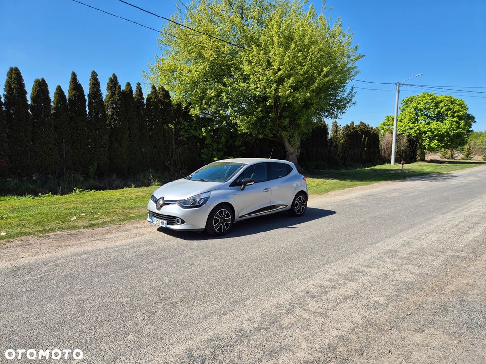 Renault Clio 1.2 16V 75 LIMITED - 15