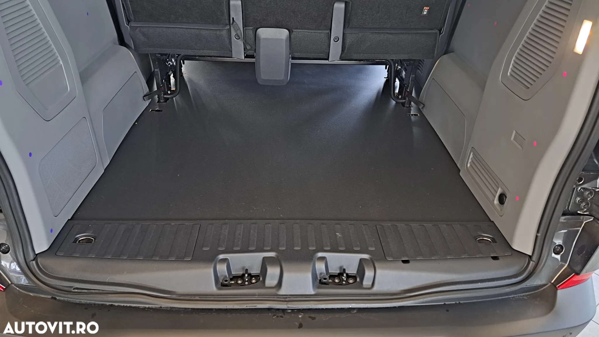 Ford Transit Custom 320 L2H1 PKW VA Autm. Trend - 20