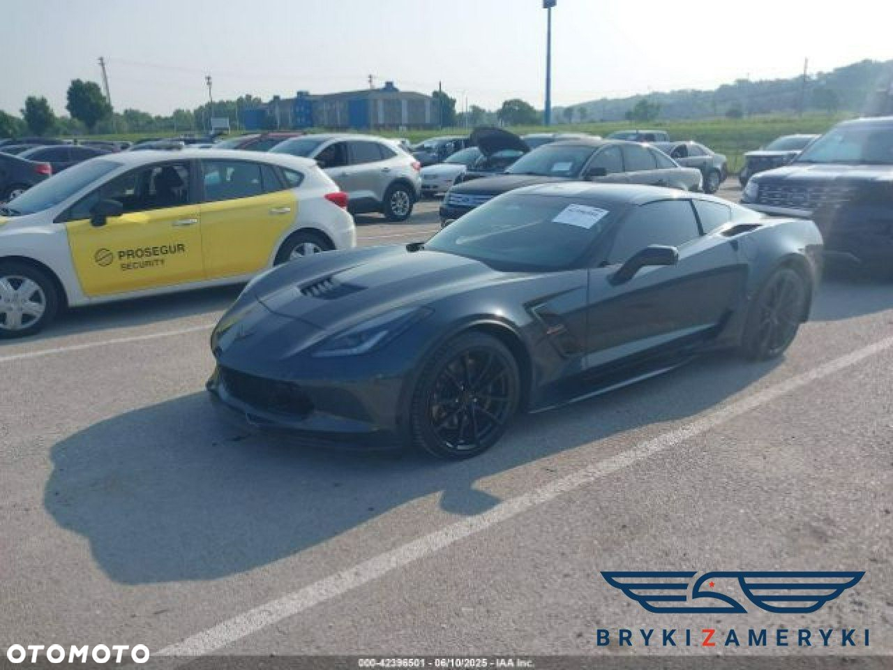 Chevrolet Corvette - 4